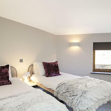 Rhyd Angharad Barns Villa Llanrhyddlad Exteriör bild