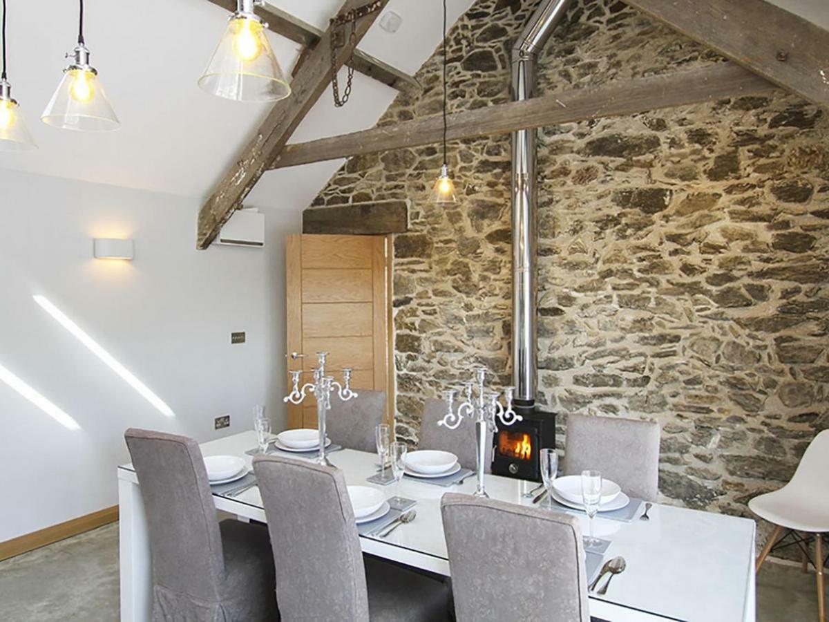 Rhyd Angharad Barns Villa Llanrhyddlad Exteriör bild